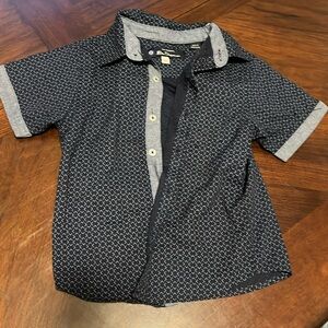 3T boys button up shirt